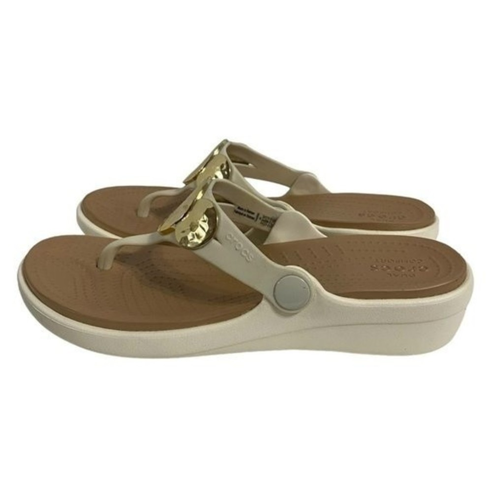 CROCS Women's Flip flops 
with Gold and Cream Accents sz. 6 - Picture 2 of 5